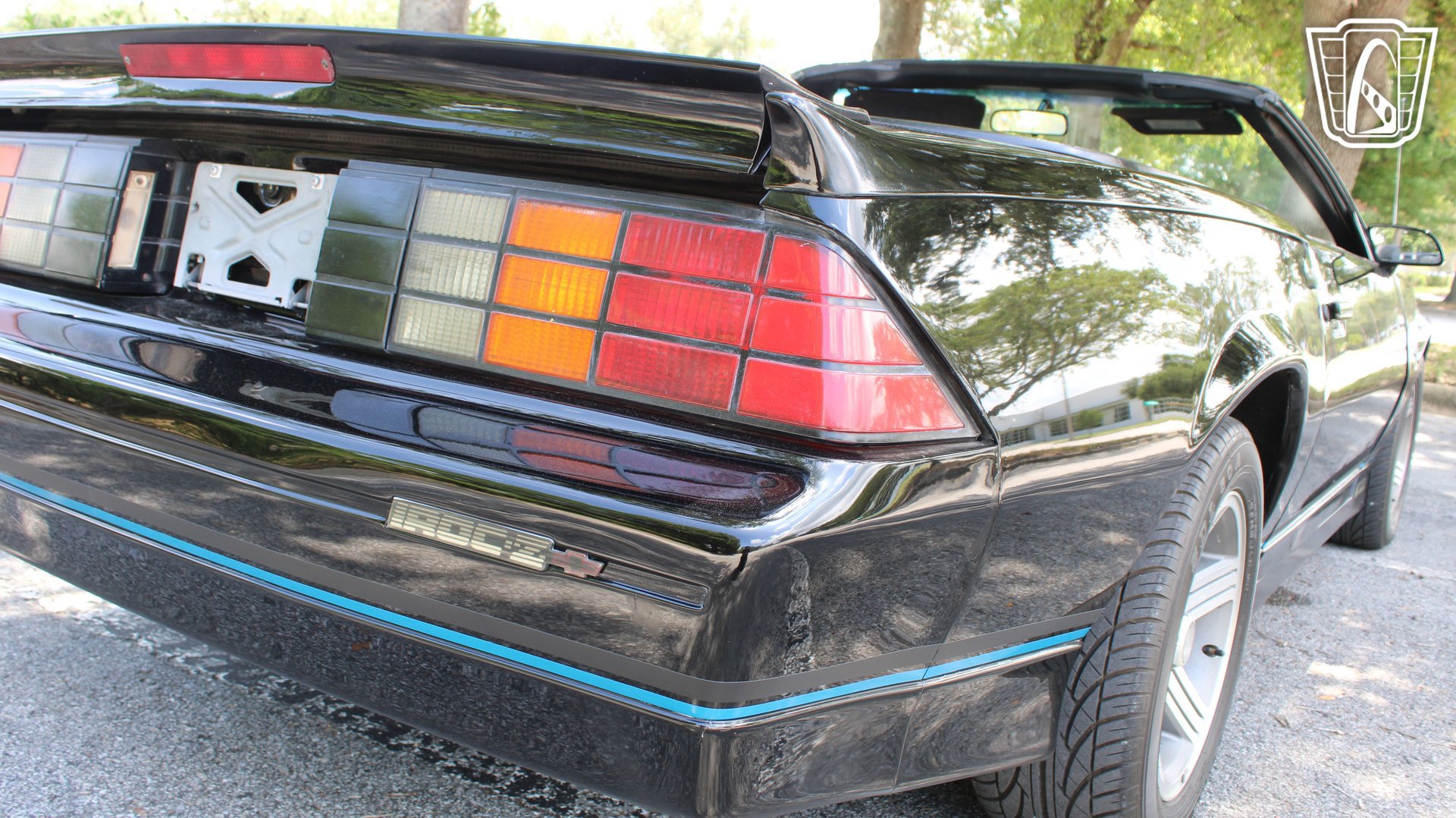 Used 1988 Chevrolet Camaro LT RWD image 32