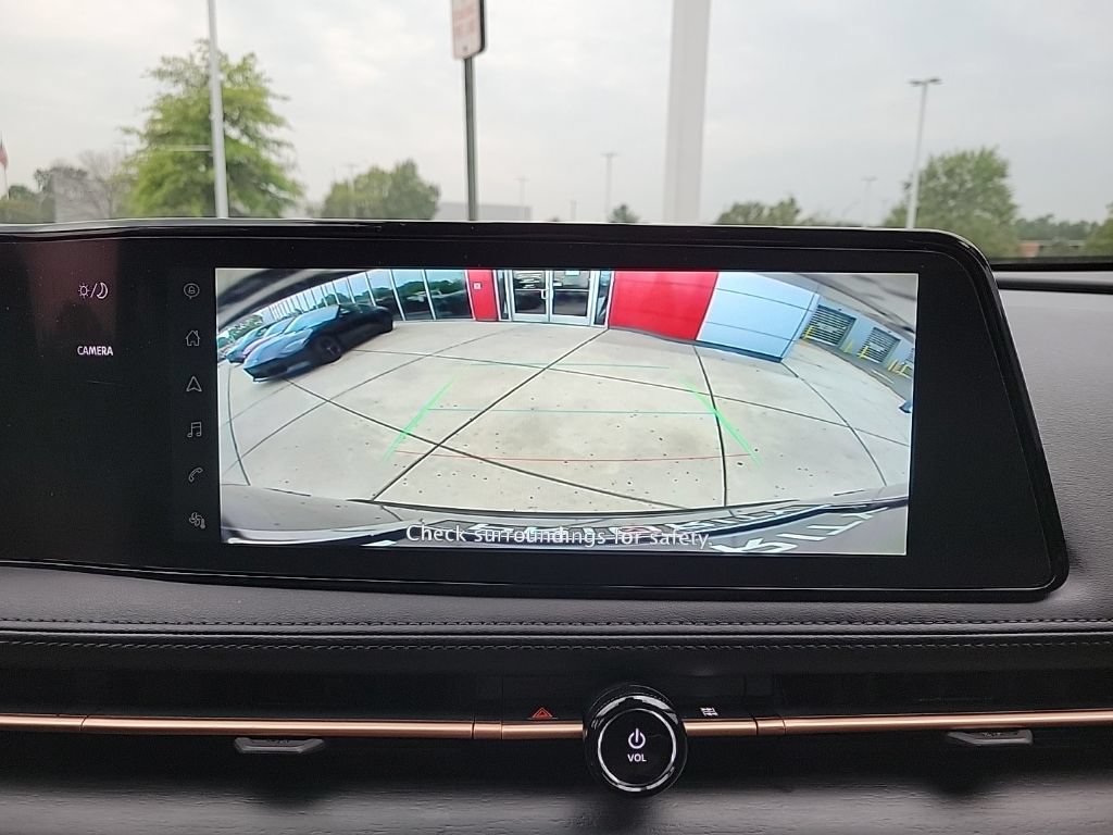 Used 2024 Nissan Ariya AWD image 23