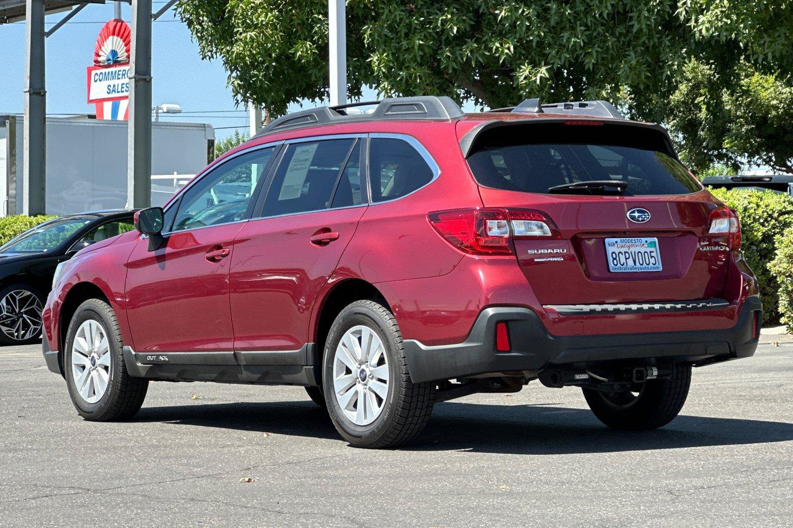 Used 2018 Subaru Outback 2.5i Premium AWD/4WD image 5