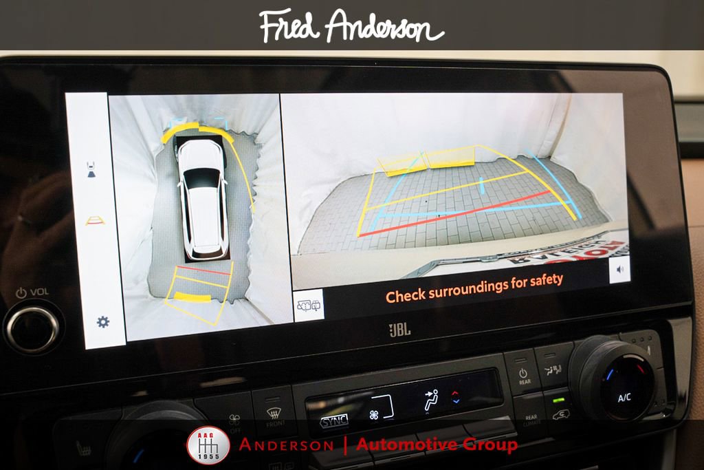 Certified 2024 Toyota Grand Highlander AWD image 16