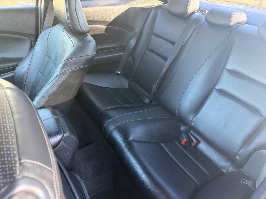 Used 2016 Honda Accord EX-L image 10