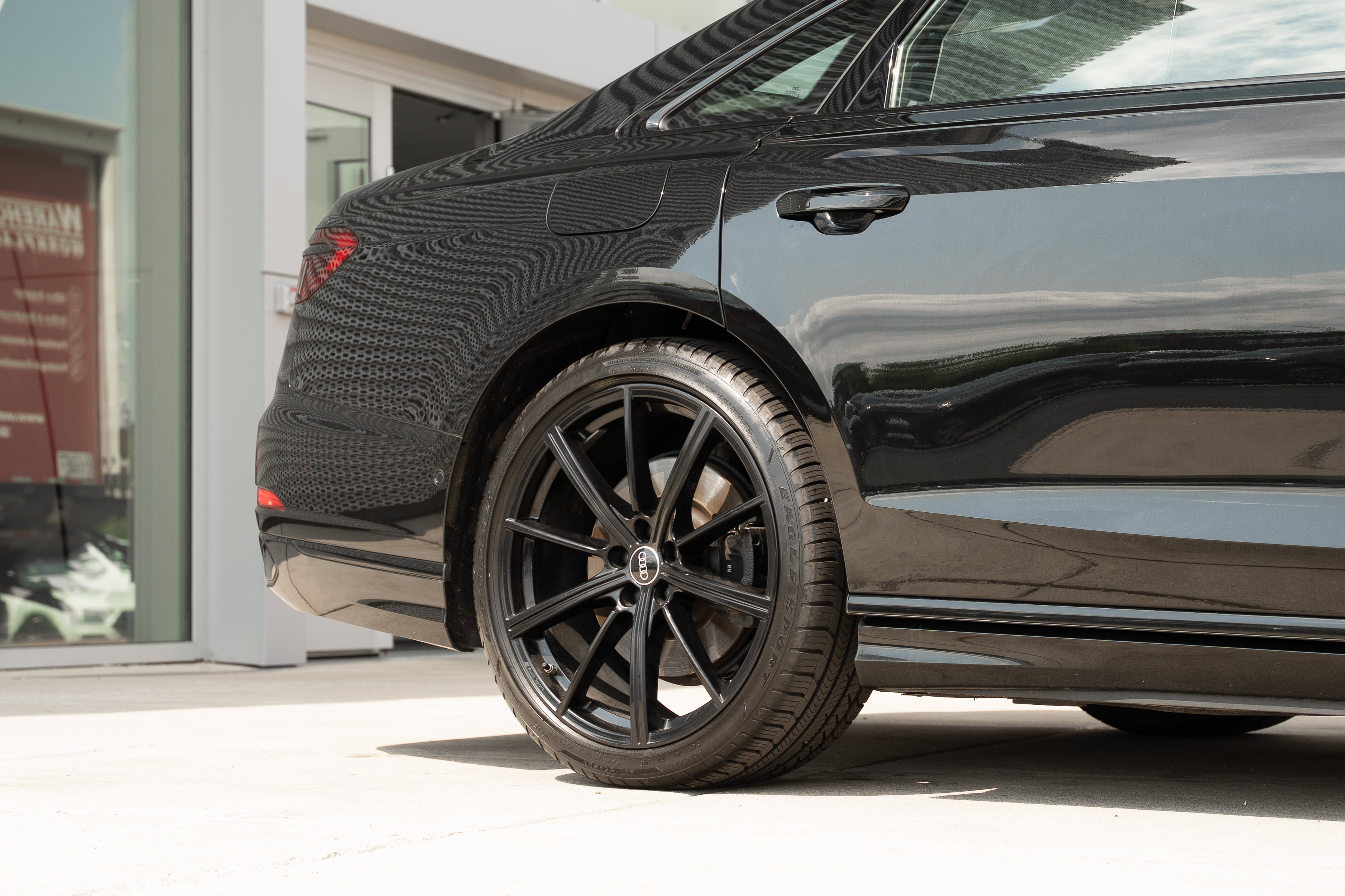 Certified 2022 Audi A8 L 3.0T AWD/4WD image 34