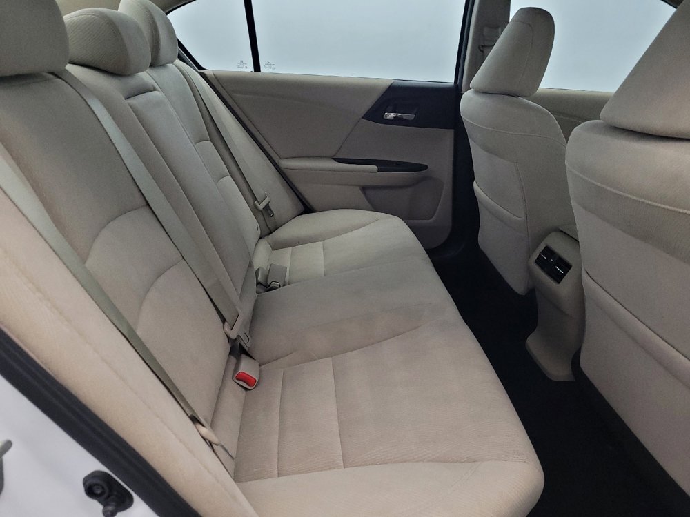 Used 2015 Honda Accord EX image 19