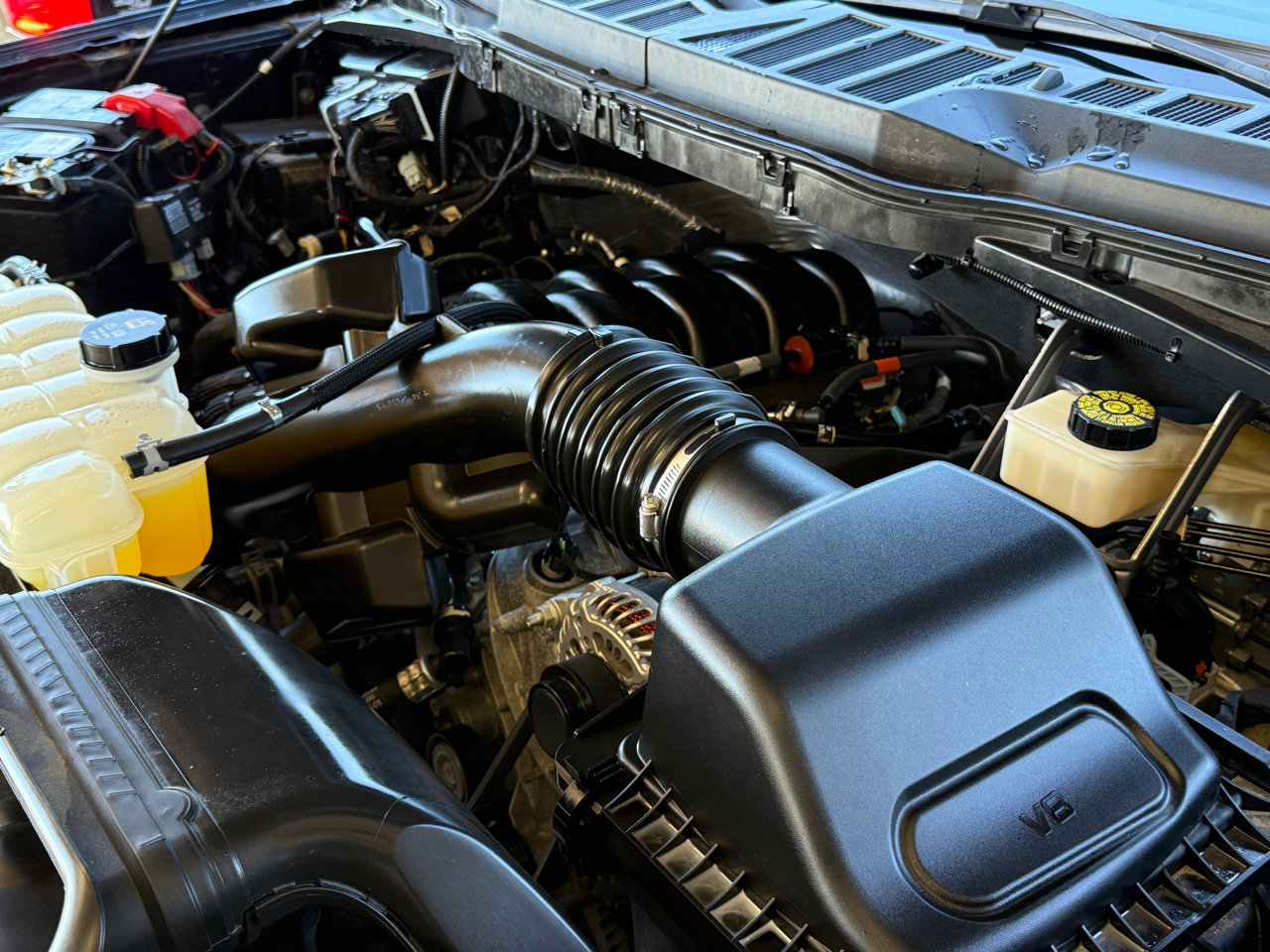 Used 2022 Ford F150 XLT w/ Equipment Group 302A High image 9