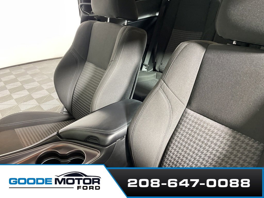 Used 2023 Dodge Challenger SXT w/ Blacktop Package image 22