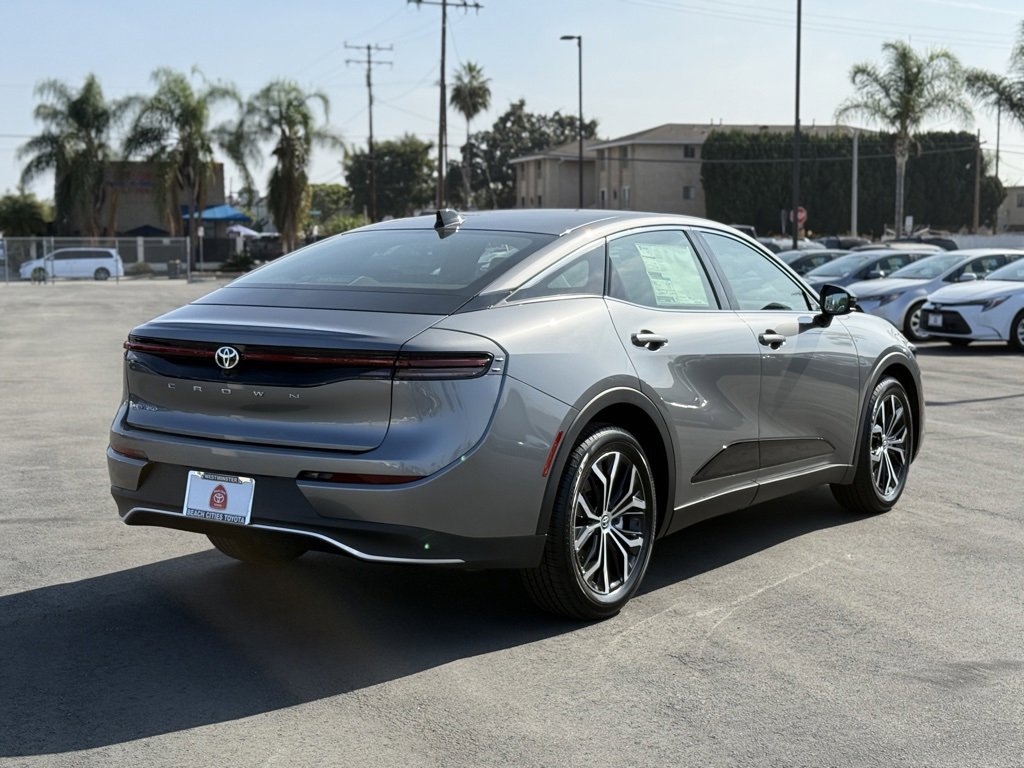 New 2026 Toyota Crown XLE image 12