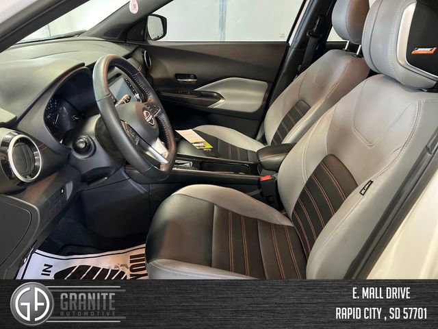 Used 2023 Nissan Kicks SR w/ SR Premium Package image 9