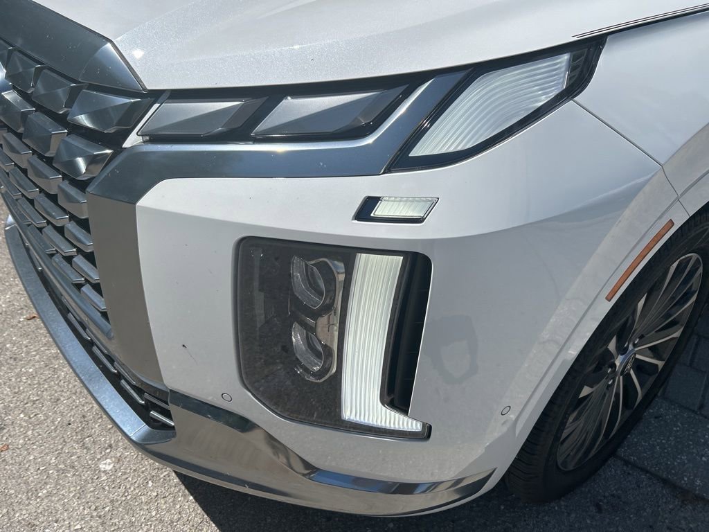 Used 2023 Hyundai Palisade Calligraphy image 37