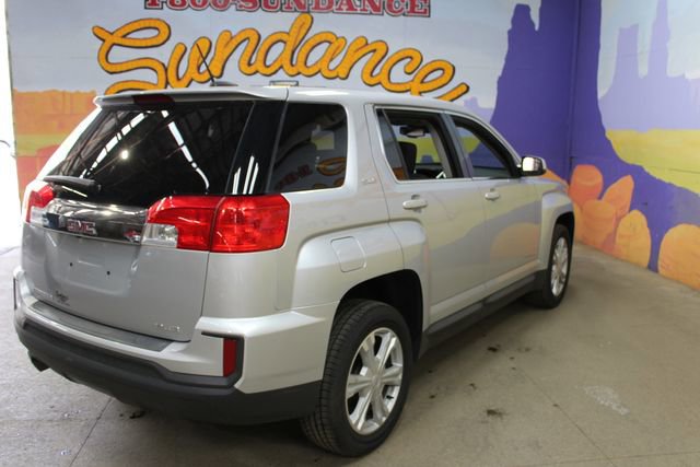 Used 2017 GMC Terrain SLE AWD/4WD image 4