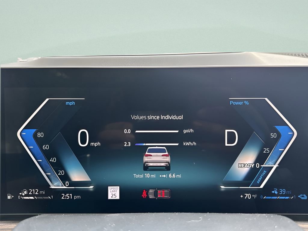 New 2026 BMW X5 xDrive50e w/ Premium Package image 19