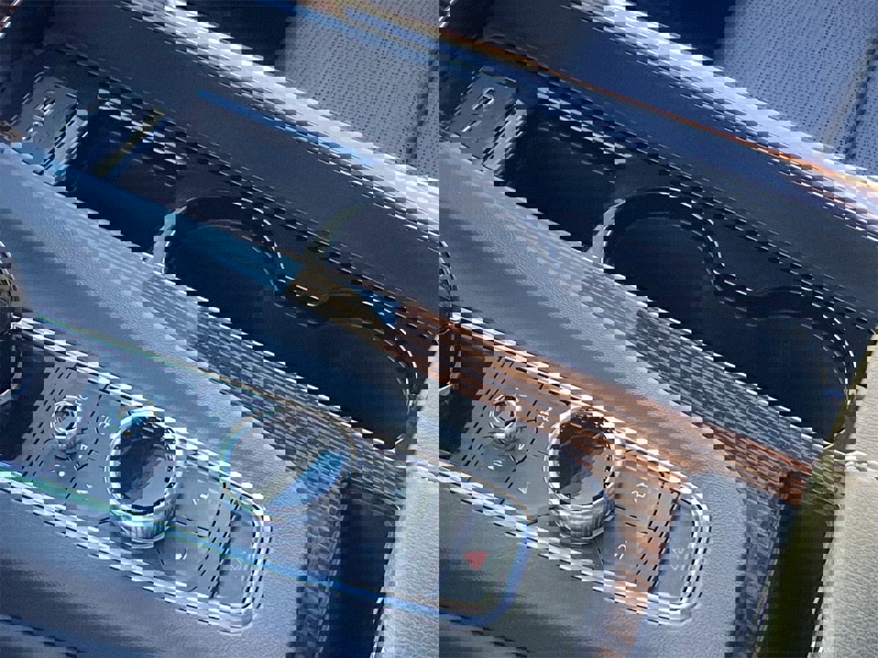 Certified 2021 Cadillac Escalade Premium Luxury w/ Driver Assist Tech Package image 32