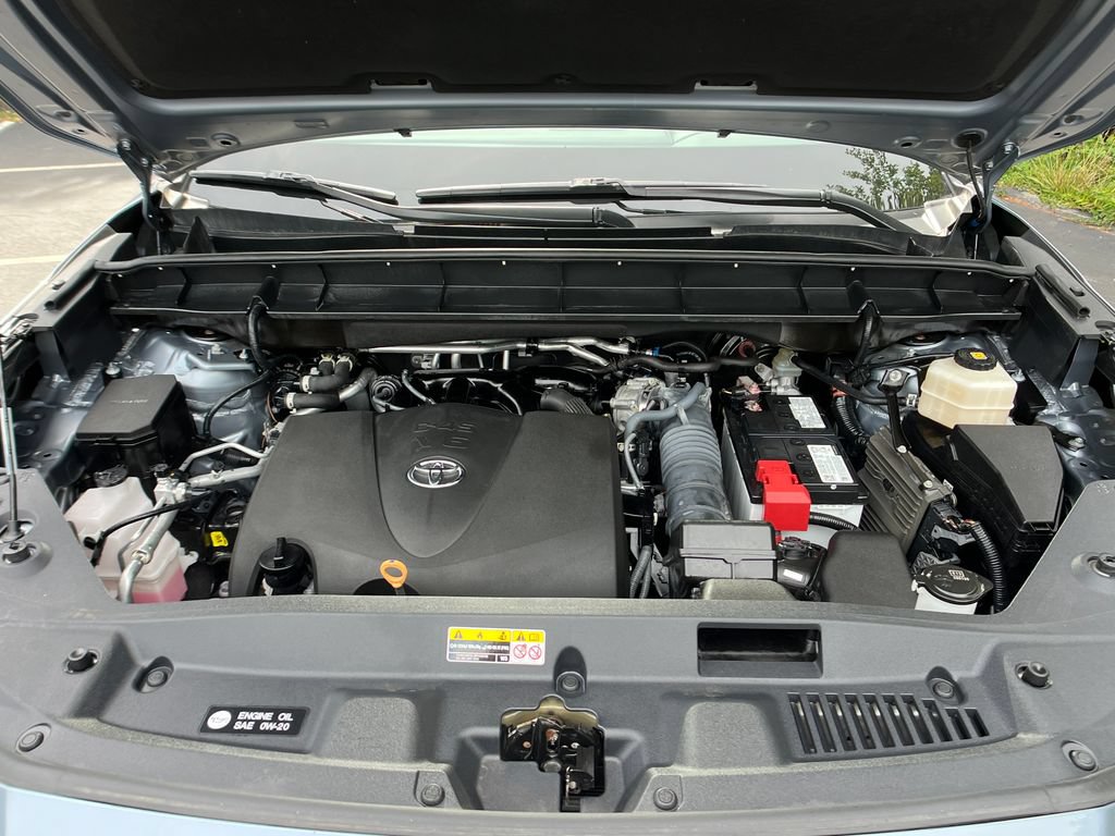Used 2022 Toyota Highlander XLE AWD/4WD image 24