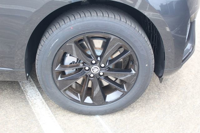 New 2026 Jaguar F-PACE R-Dynamic S image 9