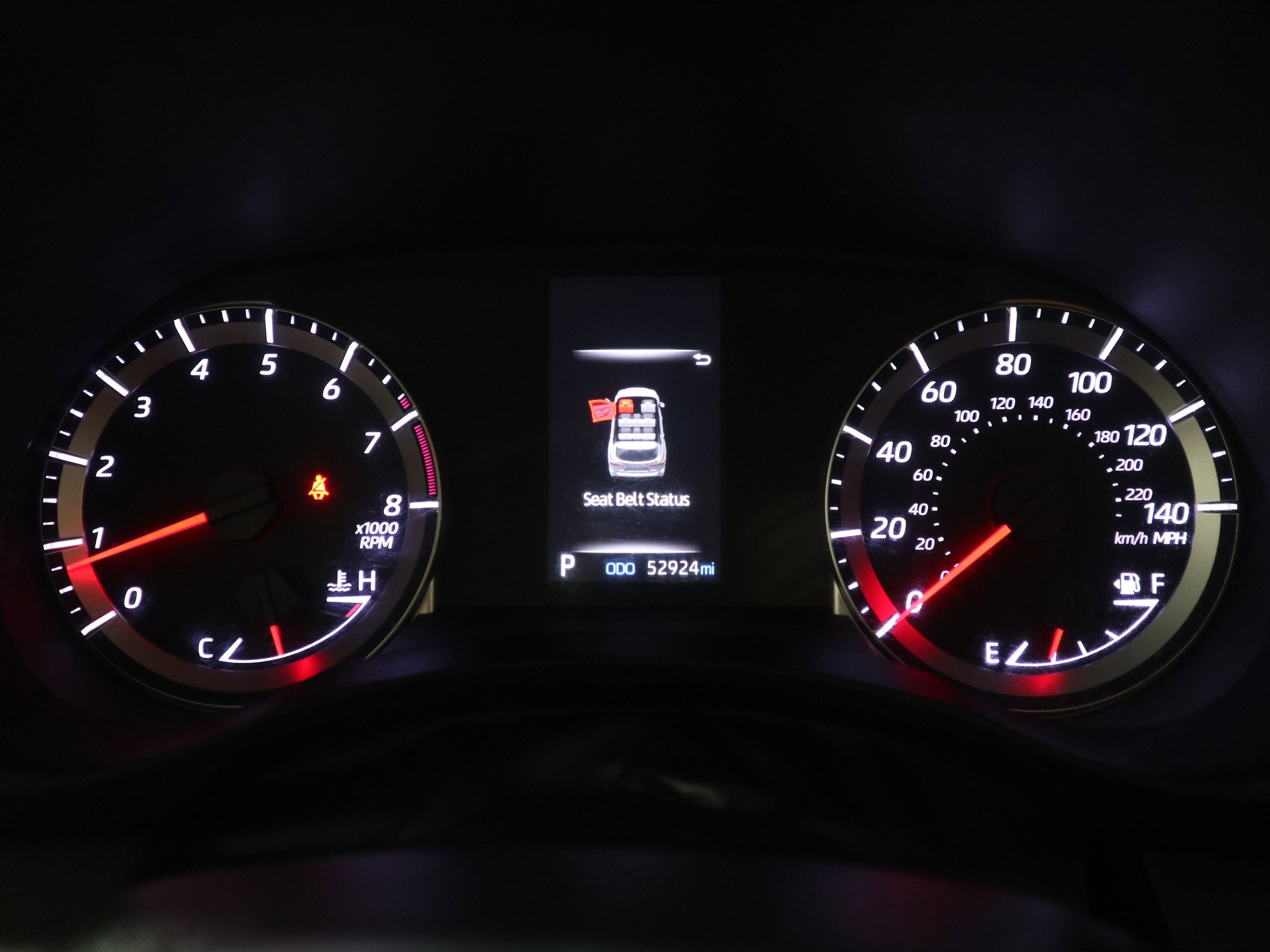 Used 2020 Toyota Highlander LE image 18