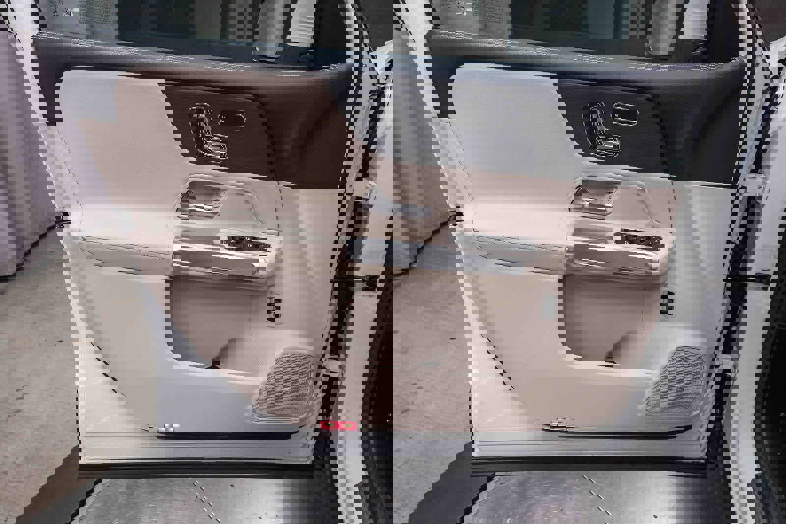 Certified 2026 Mercedes-Benz GLB 250 image 21