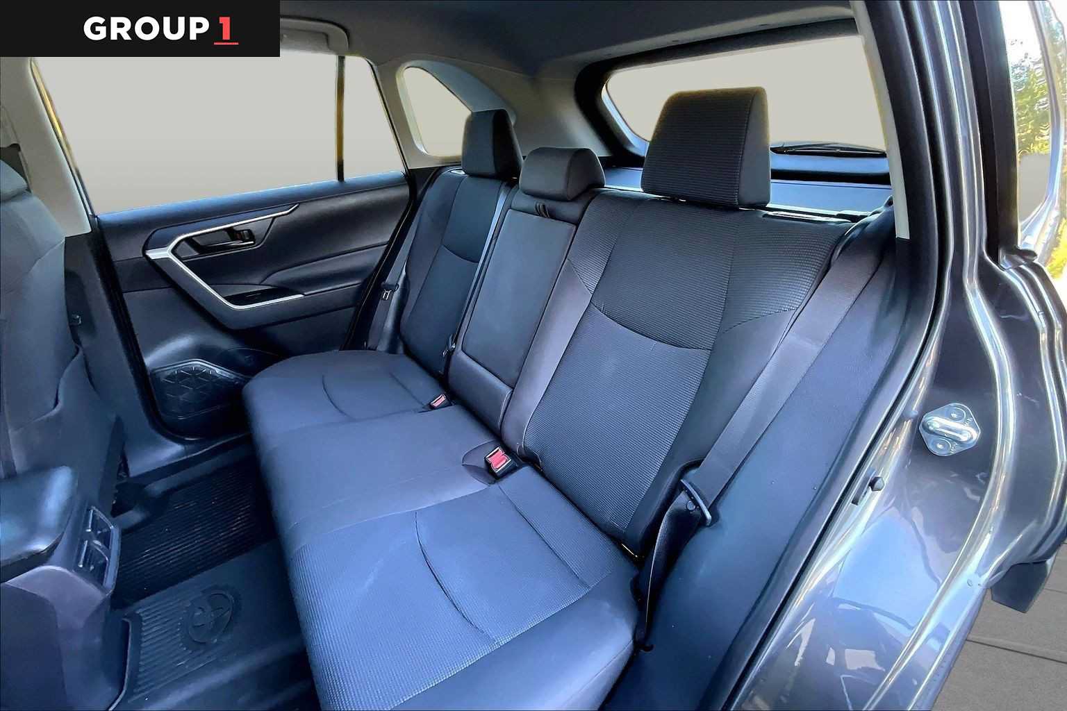 Used 2025 Toyota RAV4 LE AWD/4WD image 21