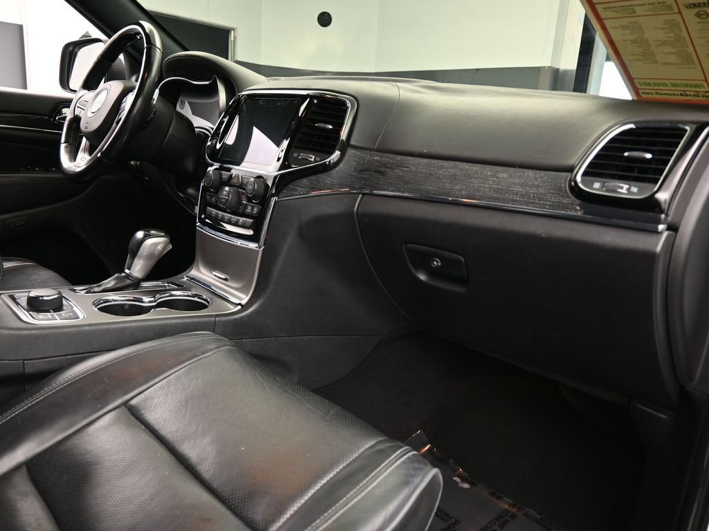 Certified 2020 Jeep Grand Cherokee Overland image 52