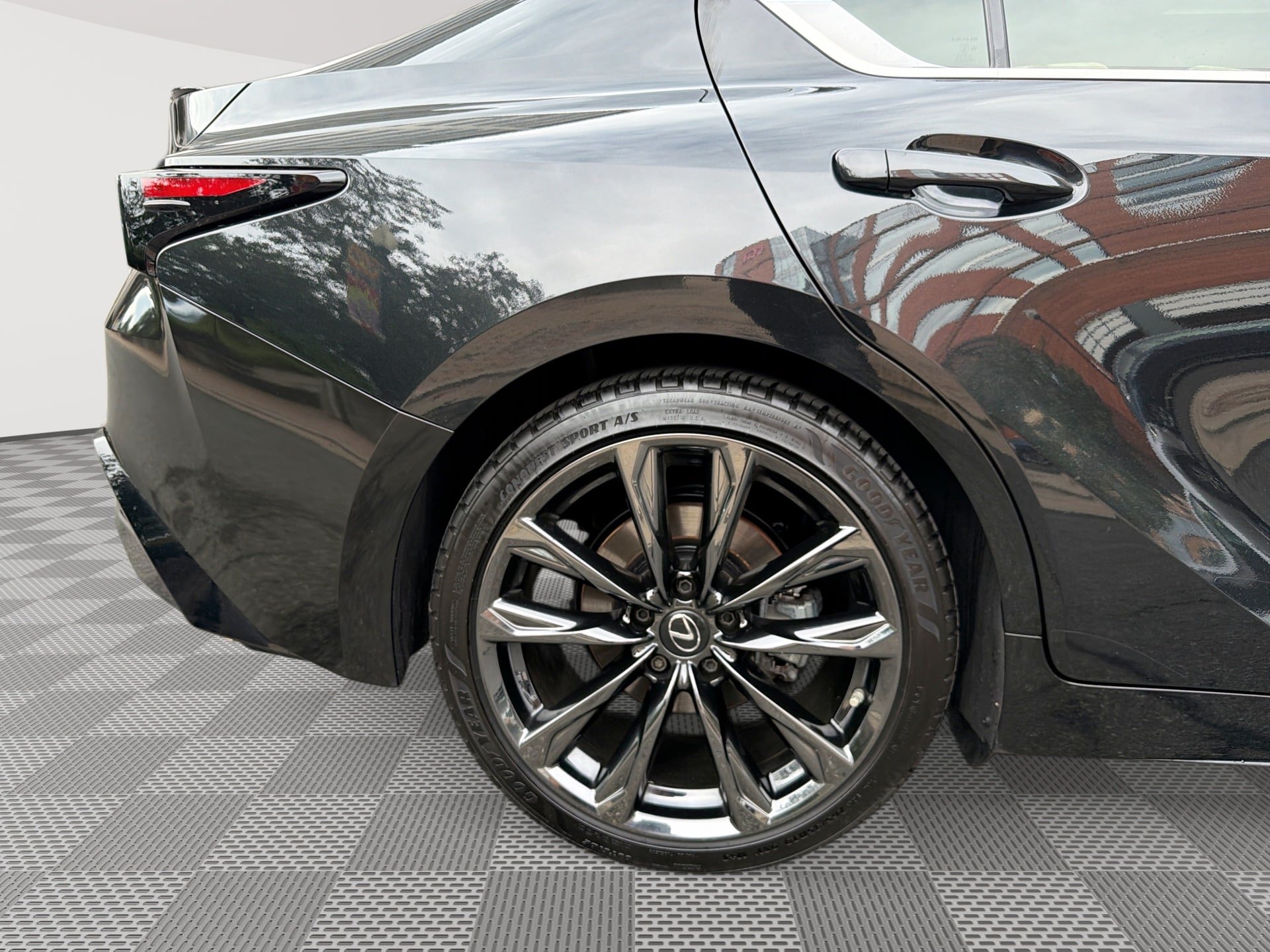 Used 2021 Lexus IS 350 F Sport AWD/4WD image 29
