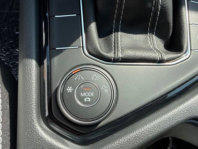 New 2026 Volkswagen Taos SE AWD/4WD image 22
