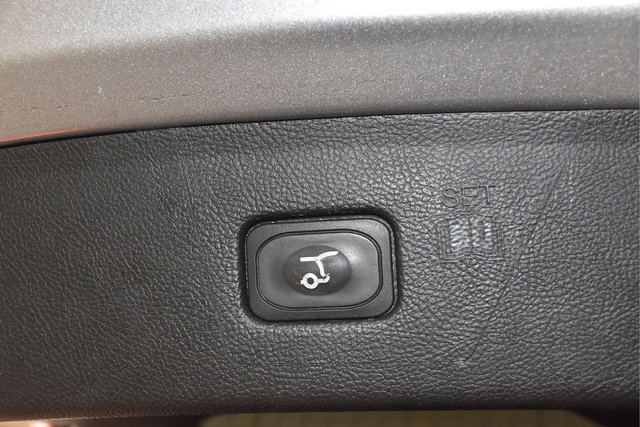 Used 2022 Ford Edge Titanium AWD/4WD image 14