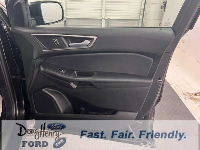 Used 2024 Ford Edge SEL image 36