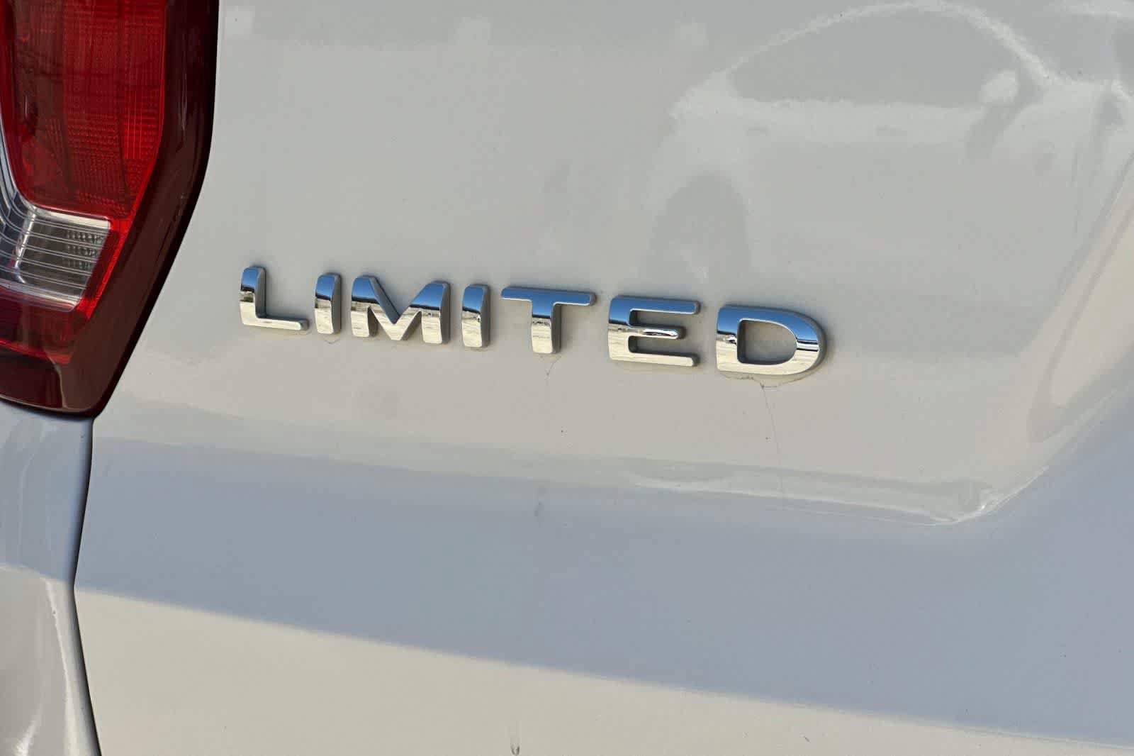 Used 2016 Ford Explorer Limited AWD/4WD image 17