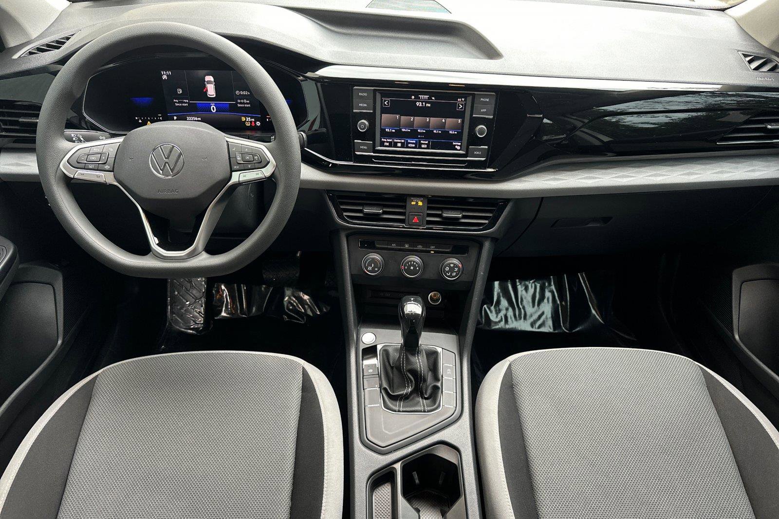 Used 2022 Volkswagen Taos S image 12