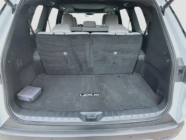 Used 2026 Lexus TX 350 AWD w/ Technology Package image 12