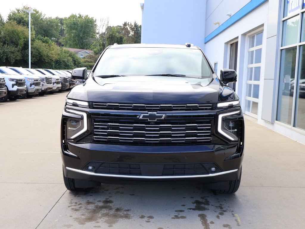 New 2027 Chevrolet Tahoe High Country AWD/4WD image 5