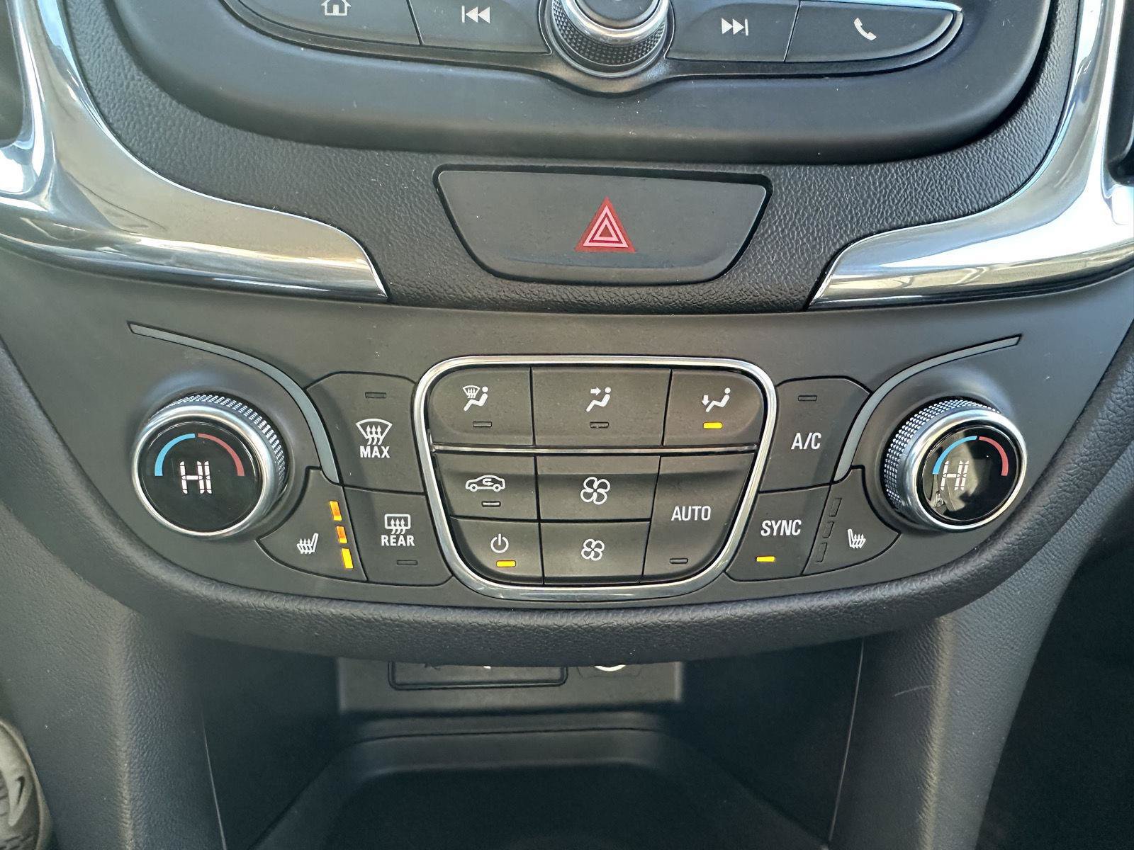 Used 2020 Chevrolet Equinox LT FWD image 22