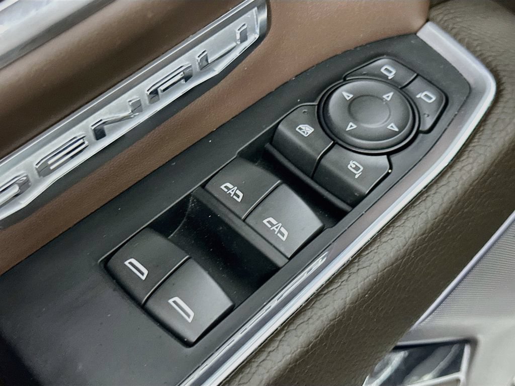 Used 2024 GMC Sierra 1500 Denali AWD/4WD image 20