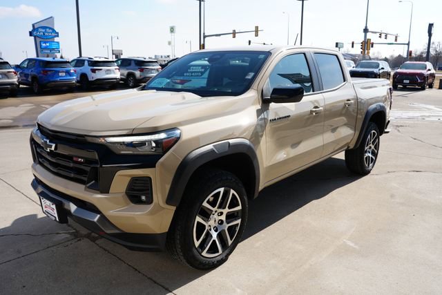 Used 2023 Chevrolet Colorado Z71 w/ Z71 Convenience Package 2 image 29