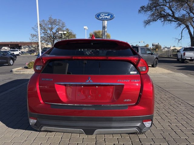 Used 2018 Mitsubishi Eclipse Cross SEL image 3