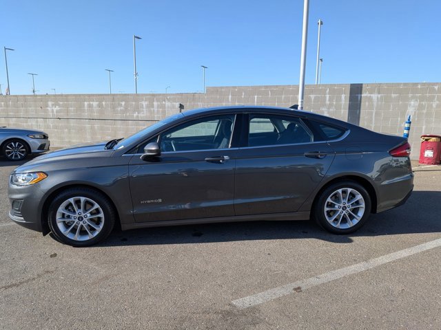 Used 2019 Ford Fusion SE FWD image 9