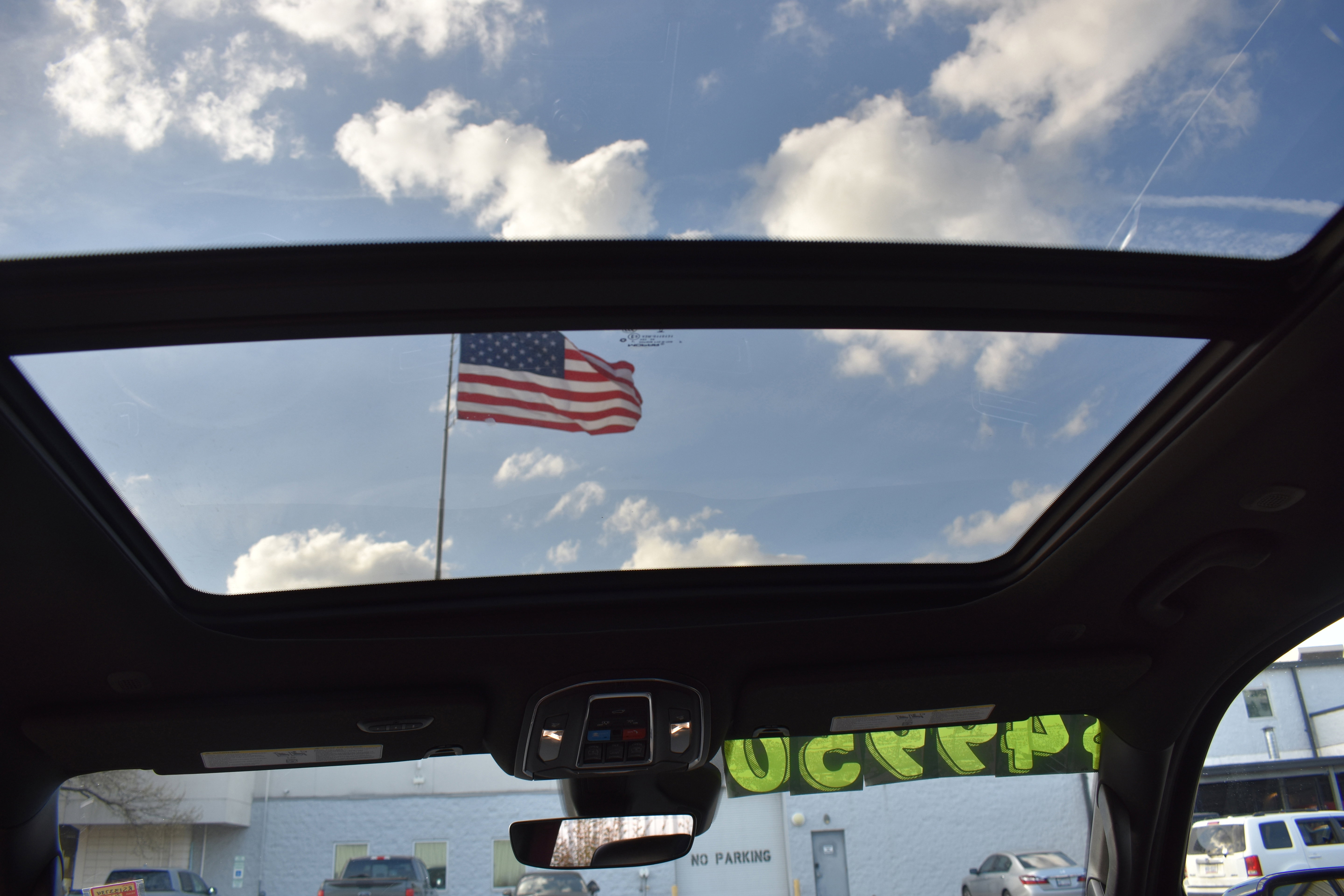 Used 2024 Jeep Wagoneer L Series II w/ Premium Group I image 34