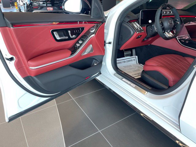New 2025 Mercedes-Benz S 63 AMG S image 25