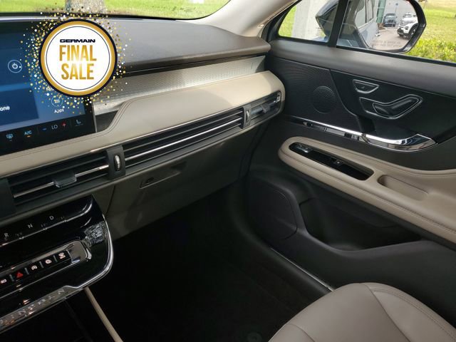 Certified 2023 Lincoln Corsair FWD image 31
