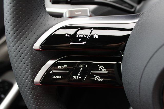 Used 2024 Mercedes-Benz C 300 4MATIC Sedan image 10