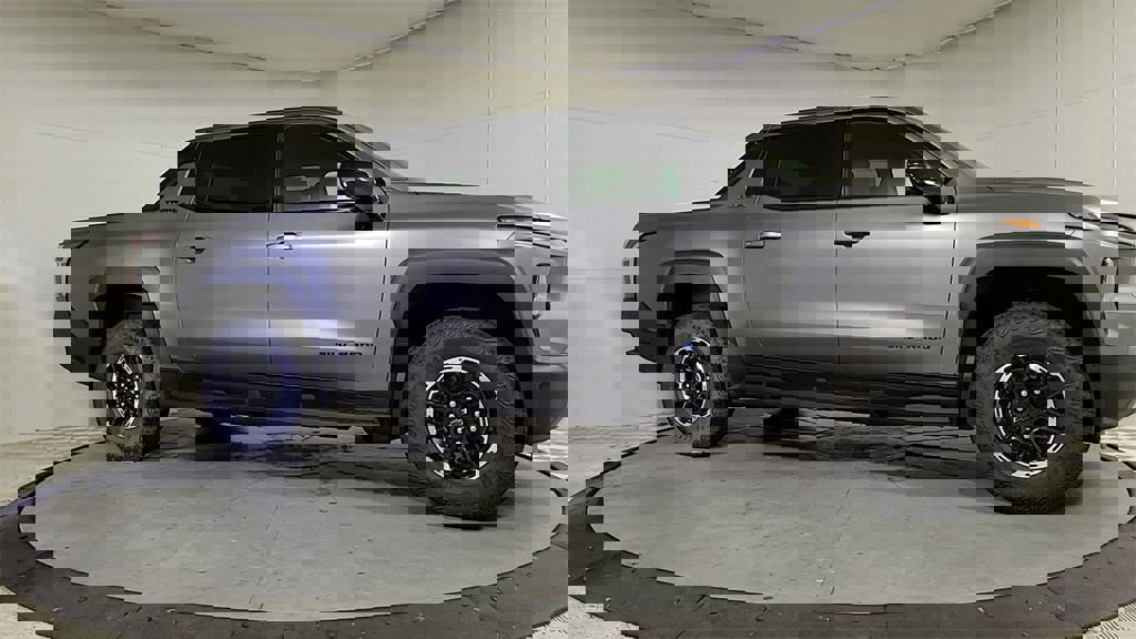 New 2026 Chevrolet Silverado EV Trail Boss image 12