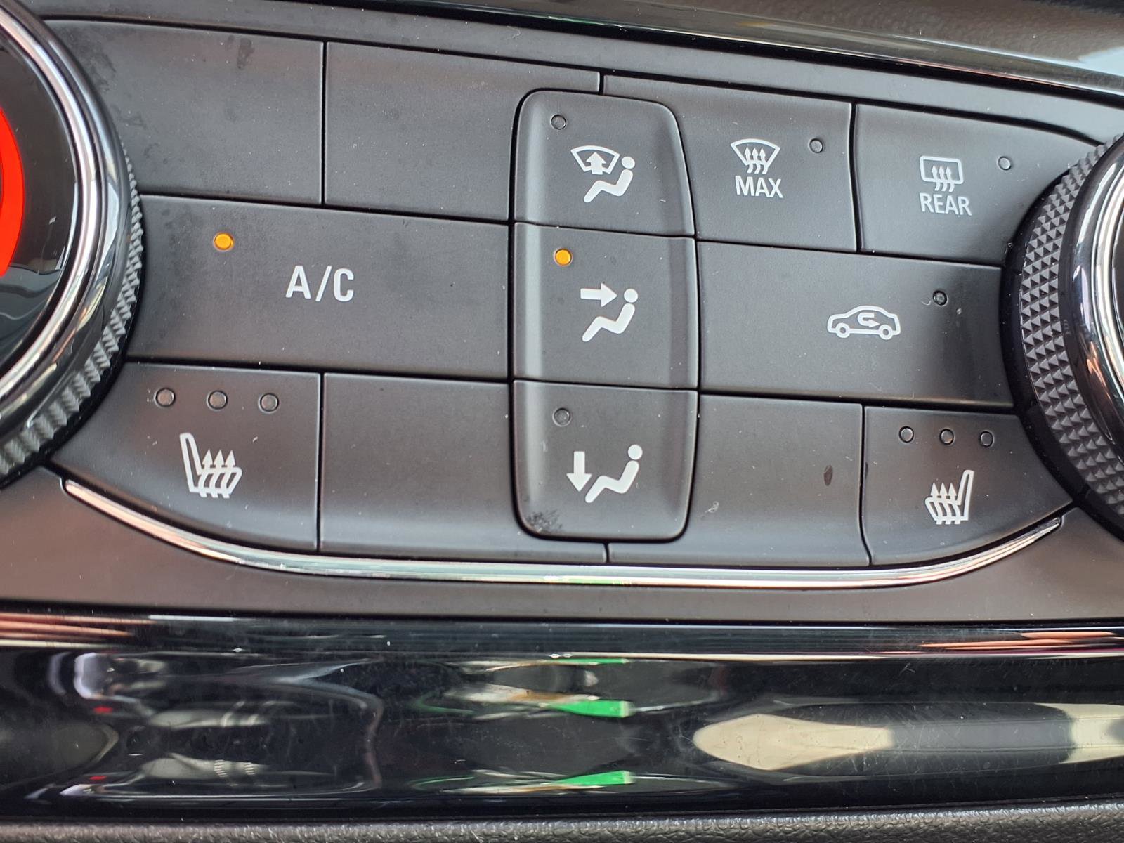 Used 2023 Buick Encore GX Preferred w/ Cold Weather Comfort Package image 10