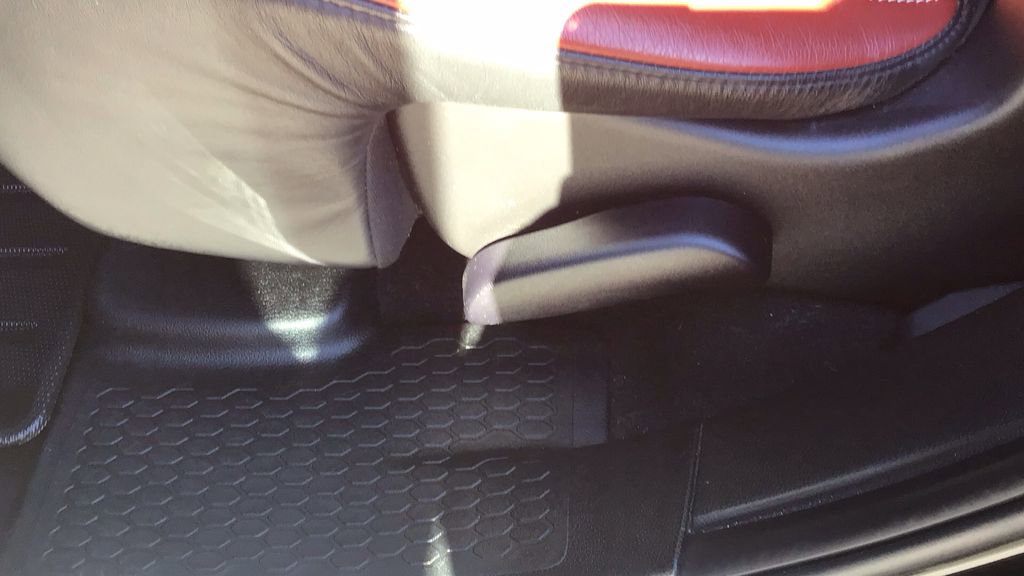 Used 2020 Dodge Durango SRT w/ SRT Interior Appearance Group image 13