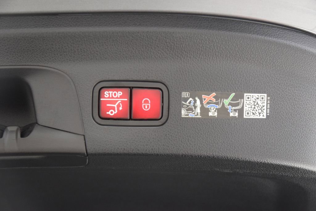 Used 2025 Mercedes-Benz GLE 450 4MATIC Coupe image 31