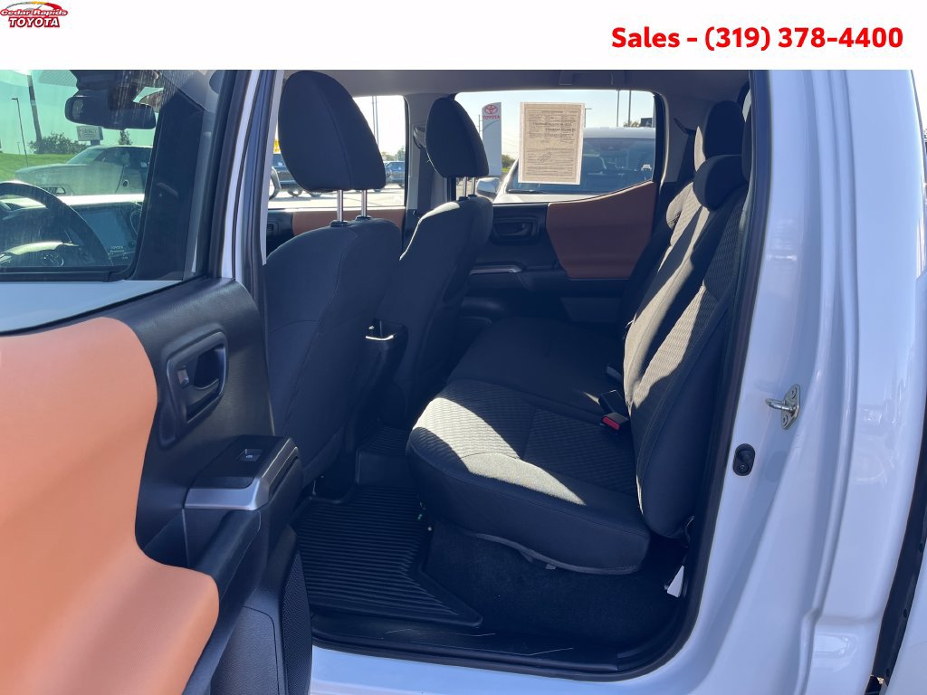 Certified 2020 Toyota Tacoma SR5 w/ Technology Package AWD/4WD image 20