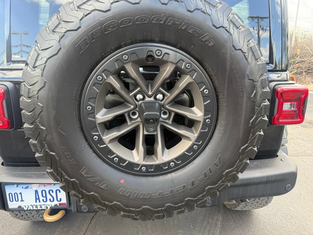 Used 2025 Jeep Wrangler Unlimited Rubicon 392 AWD/4WD image 45