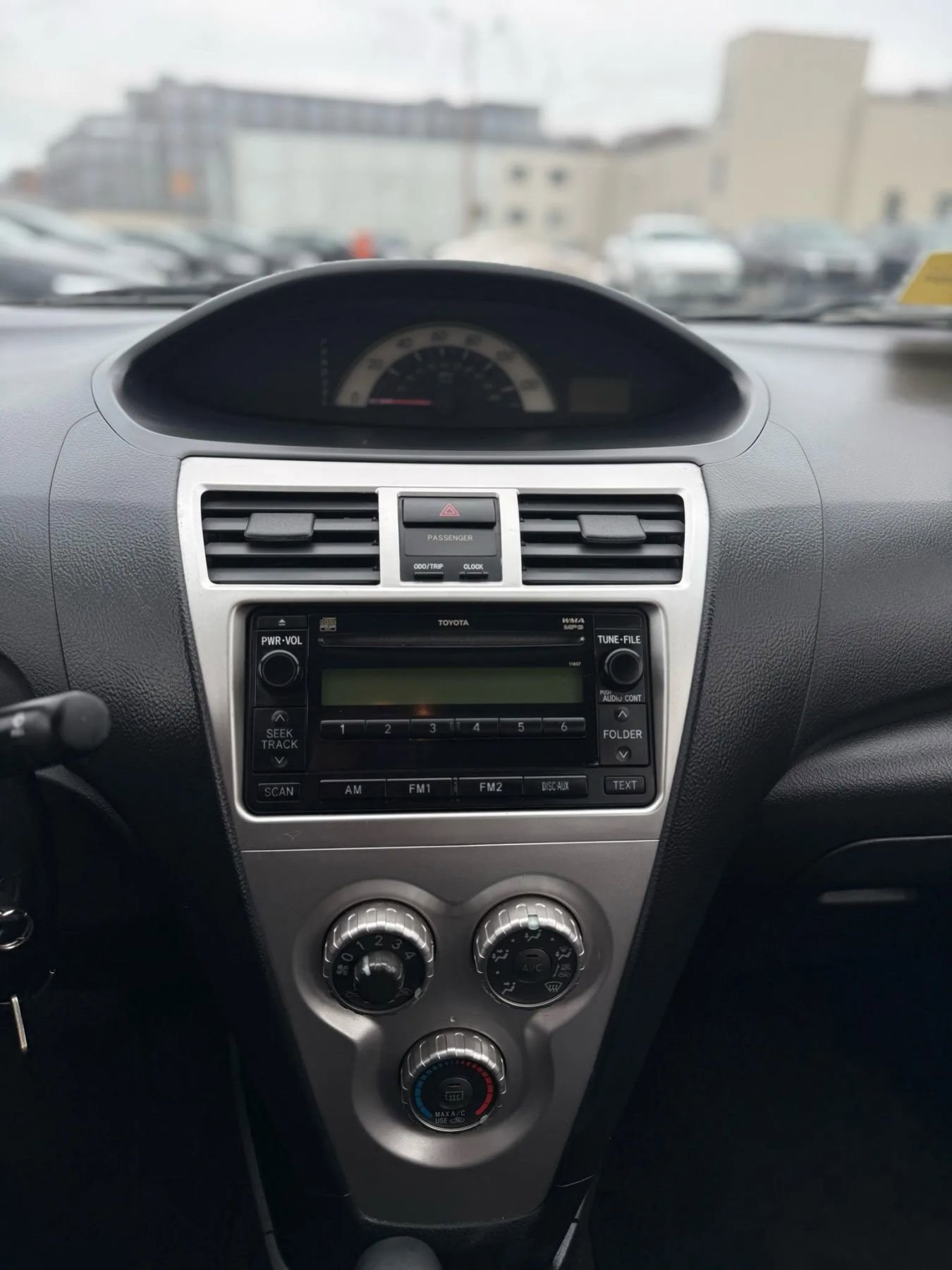 Used 2008 Toyota Yaris S image 28