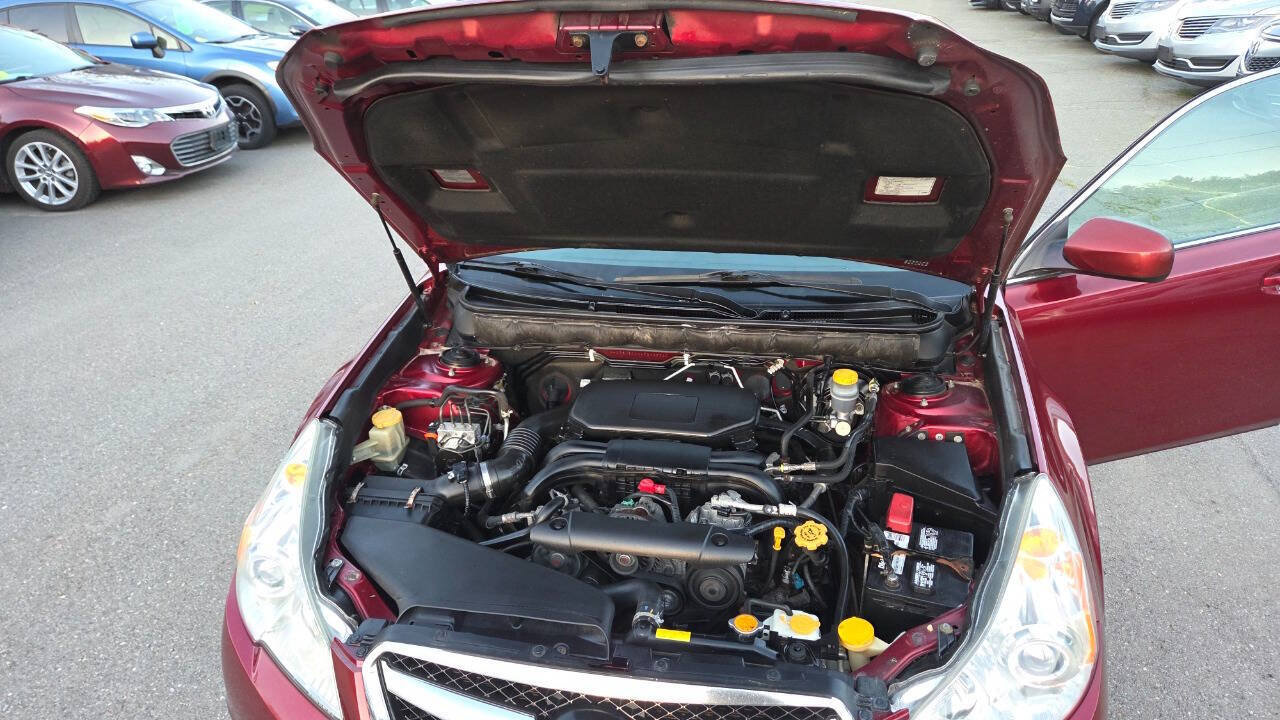 Used 2010 Subaru Legacy 2.5i Premium AWD/4WD image 50