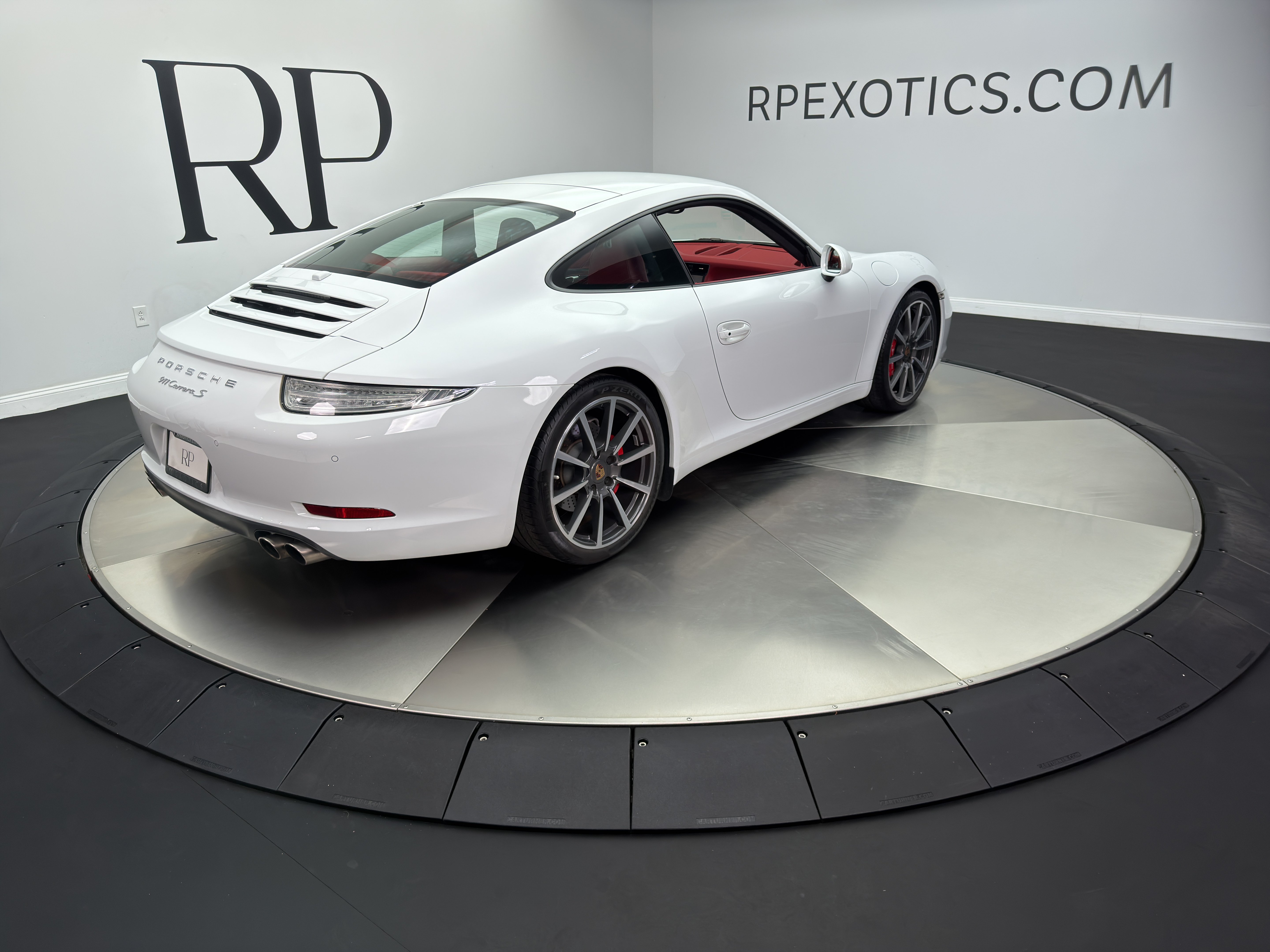 Used 2013 Porsche 911 Carrera S RWD image 6