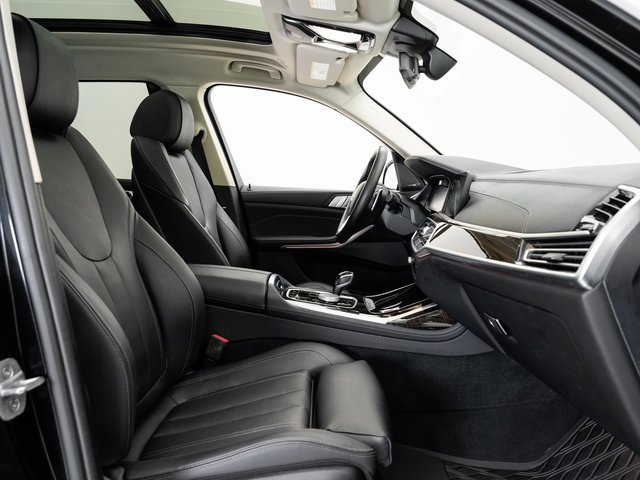 Used 2021 BMW X7 xDrive40i w/ Premium Package image 22