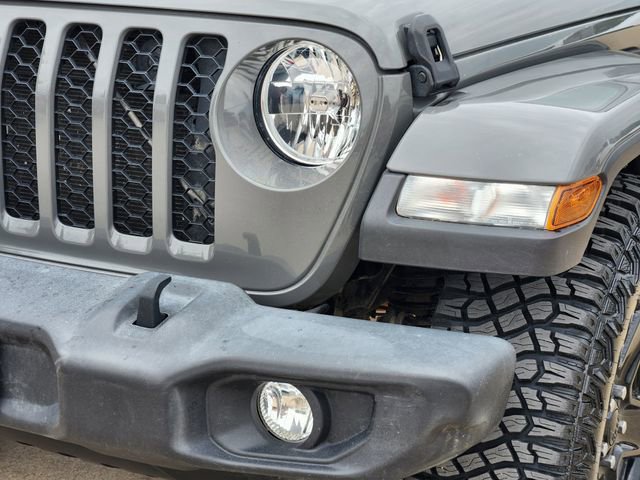 Used 2021 Jeep Gladiator Sport AWD/4WD image 15