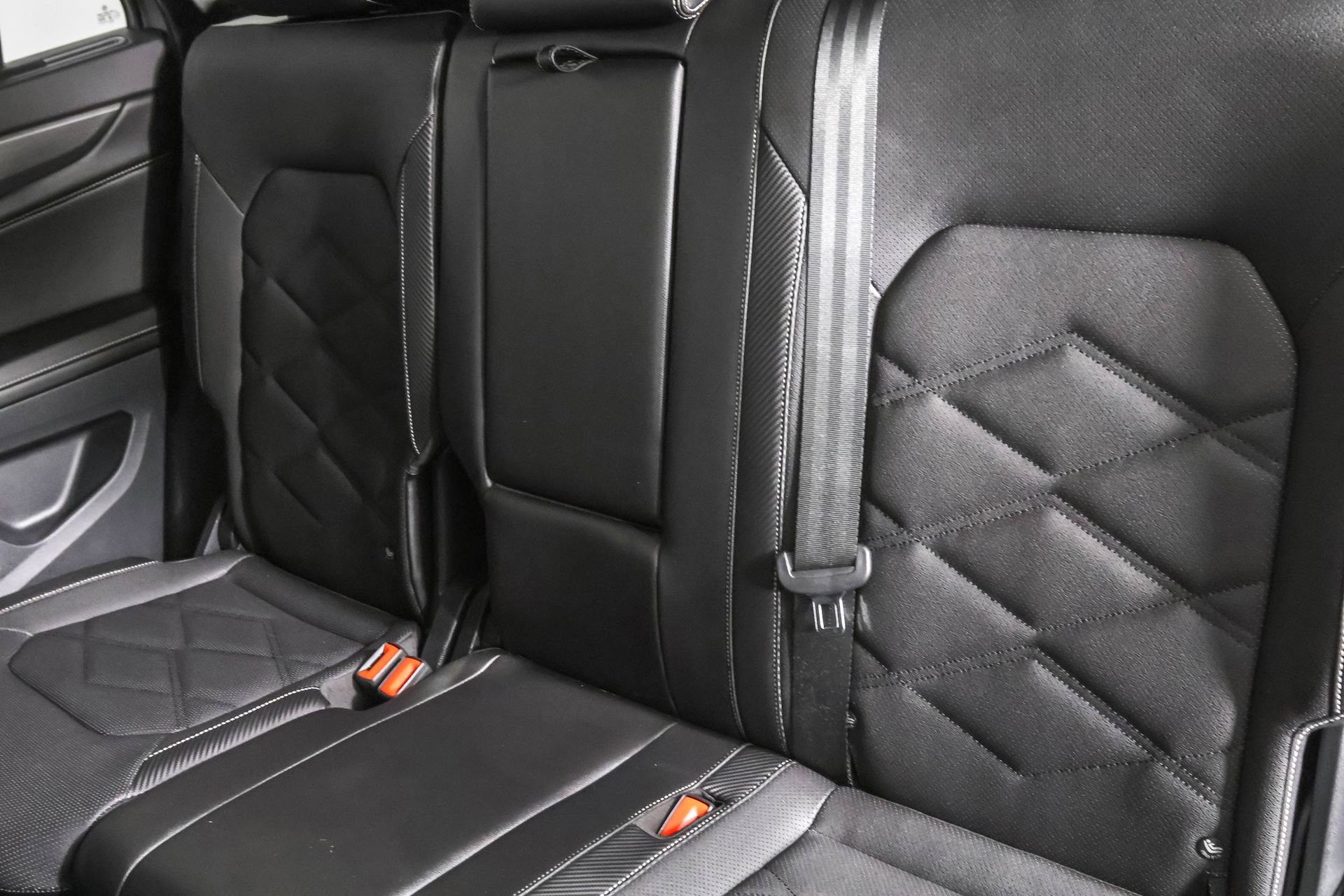 Used 2024 Volkswagen Atlas Cross Sport SE image 34